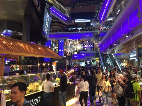 Headquartered and listed in singapore, capitaland's portfolio spans across diversified real estate classes which includes commercial, retail; CapitaLand Mall Trust secures SGD188 million fund inflow ...