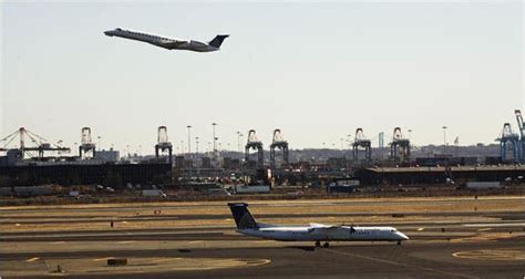 Smaller Planes Are Taking On A Bigger Share Of The Skies The New York