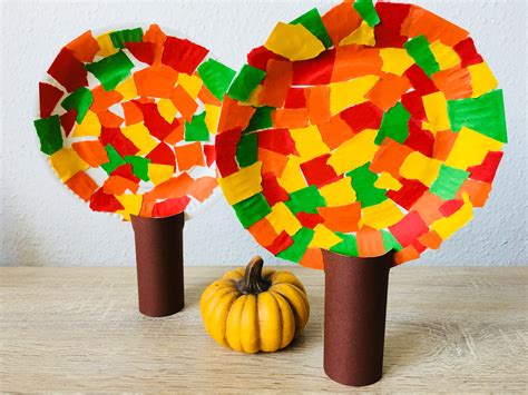 Weitere ideen zu karten basteln, basteln, karten basteln mit kindern. Herbstbäume aus Pappteller - Basteln mit Kindern | Der ...