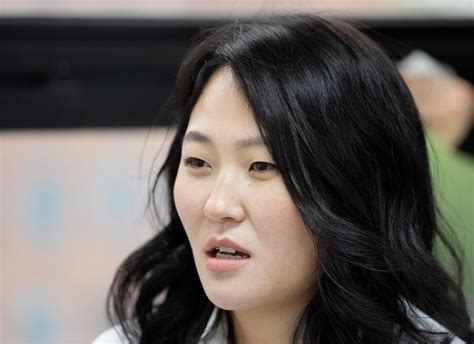 Korean Adoptee Films Pain Of Mother Child Separations