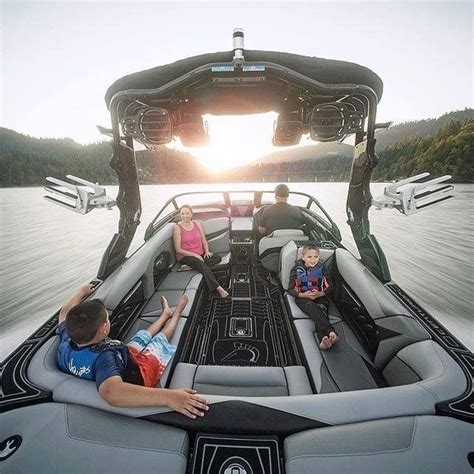 Pin By Lane Sommer On Floaters Wakeboard Boats Boat Wakeboarding