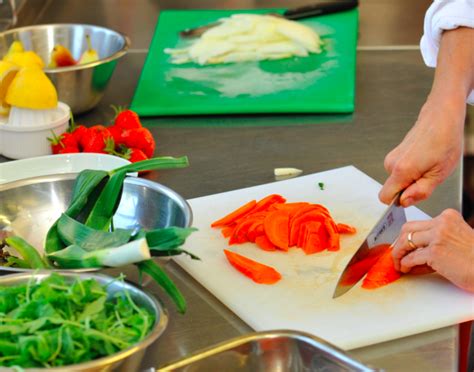 10 Creative Food Preparation Tips That Make Cooking Easier — The Guerrilla Diet