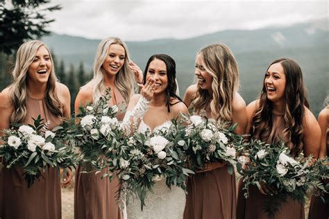 Check out our mountain wedding selection for the very best in unique or custom, handmade pieces from our shops. mountain wedding green and white wedding bouquets dramatic ...