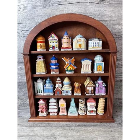 Sold At Auction Danbury Mint Spices Of The World Spice Rack Display