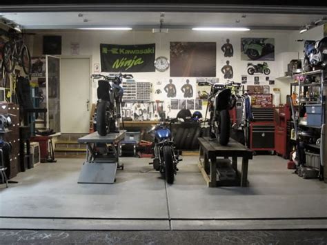There are many motorcycle garage ideas to make your garage feel personal. Motorcycle Garages Should Be Man Caves | Motorcycle garage ...