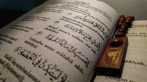 Surat Al Humazah Ayat Lengkap Dengan Latin Dan Terjemahannya
