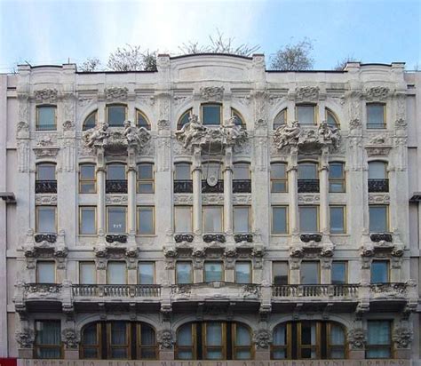 Il consolato generale d'algeria a milano comunica ai cittadini italiani e stranieri residenti nel nord italia desiderosi di recarsi. Sede del Consolato generale d'Austria - Milano. | Building ...