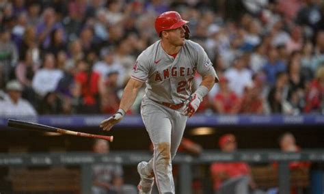 Mike Trout Says He Will Play For Angels In 2024 The Epoch Times