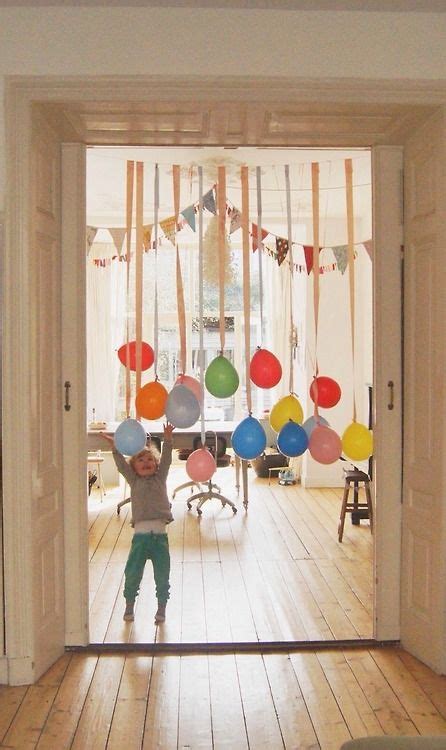 Singer Met Ballonnen Ook Leuk Voor Een Raam Diy Birthday Party Baby