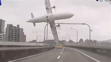 Plane Crashes Caught On Camera Provide Vital Clues Cnn Video