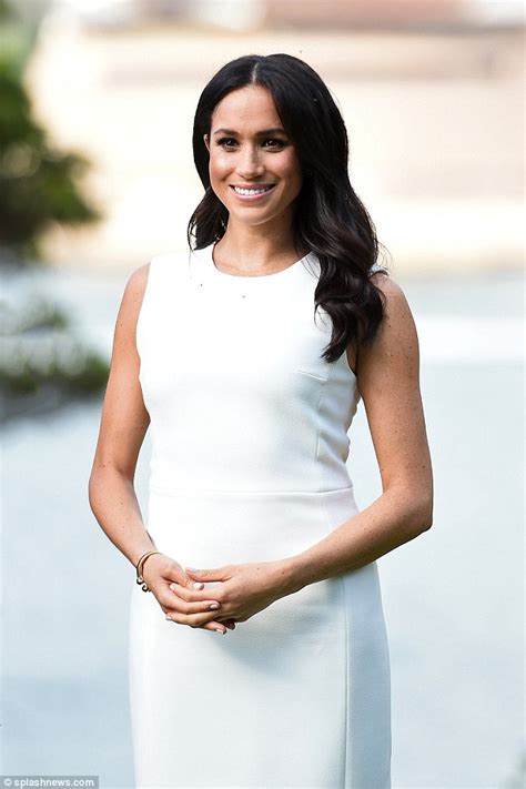 Royal Tour Meghan Markle Steps Out In Australian Designed 1800 Dress For First Official