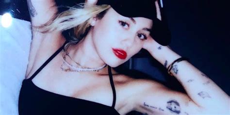 Miley Cyrus Has A Cool New Tattoo And Here Are All The Details