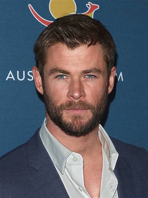 Compare Chris Hemsworths Height Weight Body Measurements With Other