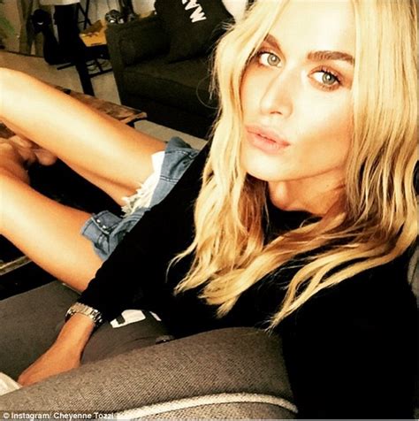 Cheyenne Tozzi Reveals Very Slim Legs A As She Poses Sultrily In Social