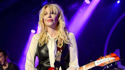 Courtney Love Wins First Twitter Libel Trial