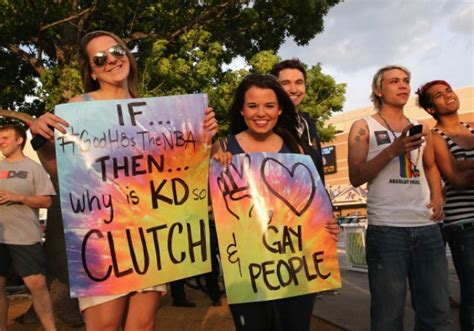 Oklahoma May Pass Bill Protecting Ministers Who Refuse To Offciate Gay Marriage Couples Latin