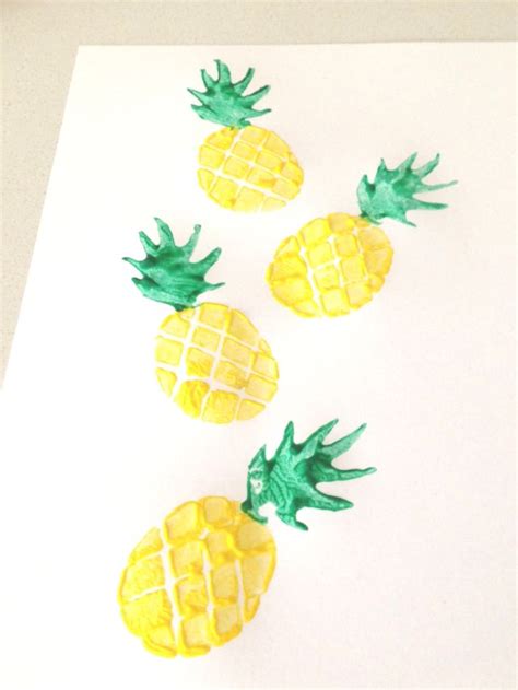 Pineapples Are The New Cherries Pineapple Crafts Diy Pineapple Crafts