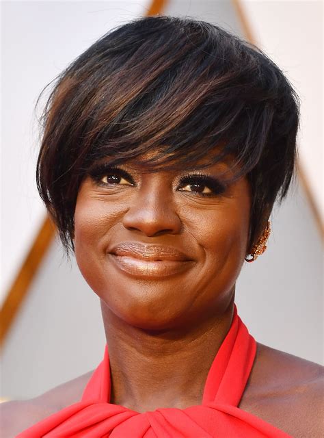 Let's face it, we all get old but we can choose to ignore that, embrace it or try to hold it off. Why Isn't Viola Davis Being Paid A Meryl Streep-Sized ...