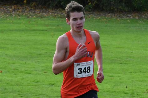 2023 CT high school boys cross country championships roundup.