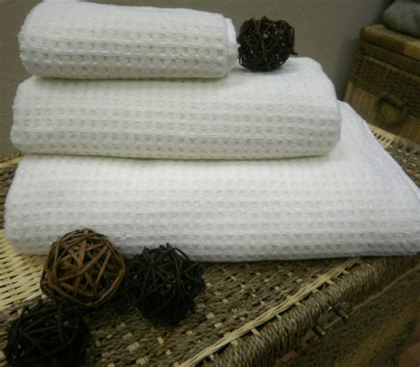 Great savings & free delivery / collection on many items. Wholesale colored bath towels - DecorLinen.com.