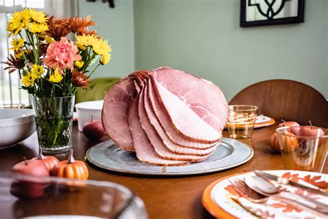 Girls Gone Hungry Does Friendsgiving With The Honey Baked Ham Company