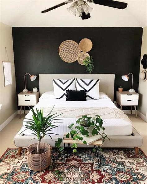 Master Bedroom Wall Decor Ideas 2021