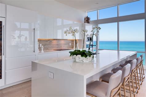 We are a wholesaler kitchen cabinets provider, located in deerfield beach, fl, bring your project and we will help to make it happen. Custom Made Kitchen Cabinets Miami - Iwn Kitchen