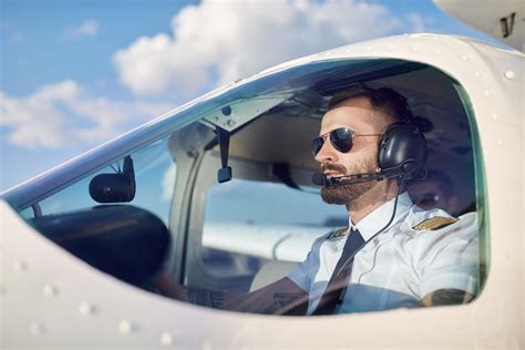 9 Best Pilot Sunglasses Flying Magazine