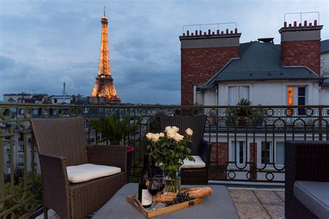 Eiffel Tower View Apartment Oke Barang