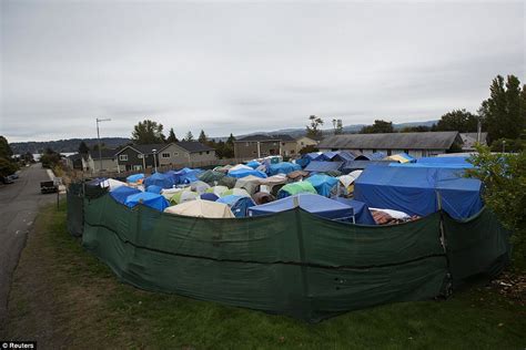 Inside The Uss Tent Cities Where The Homeless Will Enjoy Community