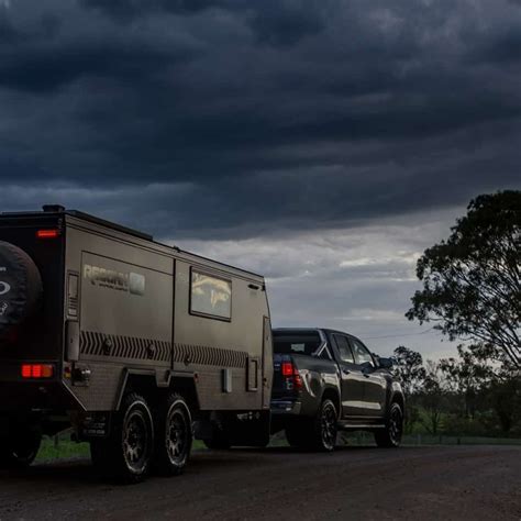 Reconn R4 Tandem Axle Hybrid Camper Trailer And Hybrid Caravan