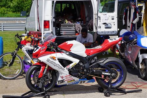 Other suzuki motorcycles offered via internet auctions: 2008 GSXR 600 race bike part out | 13x Forums