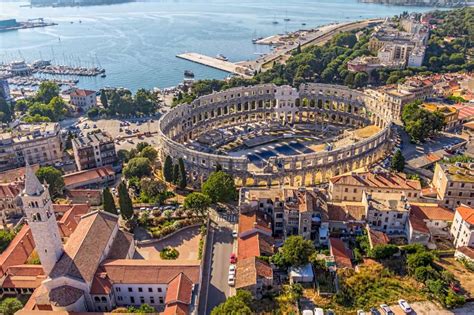 anfiteatro de pula la joya de croacia en istria ekorna