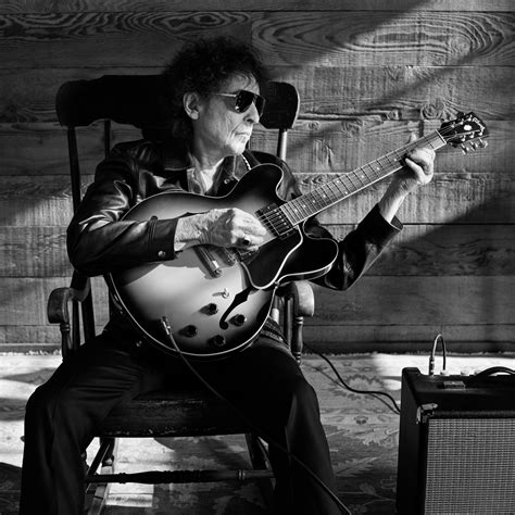 Celine Homme Portrait Of A Musician Bob Dylan Avenue Montaigne