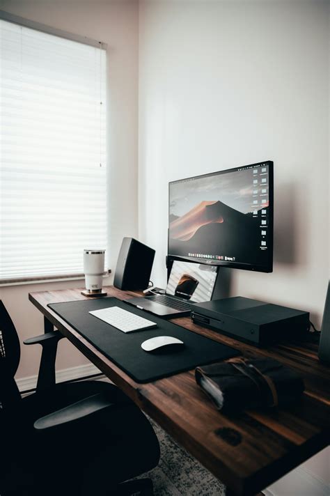 100 Office Desk Pictures Download Free Images And Stock Photos On Unsplash