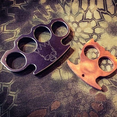 Pin By Robert Whitehouse On Knuckles Self Defense Brass Knuckles