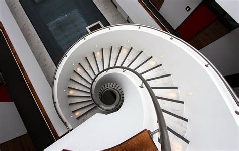 How To Choose A Spiral Staircase Or Helical Design Build It