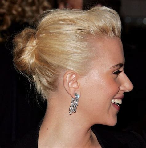 Scarlett Johansson Classic Bun Hair Puff Scarlett Johansson