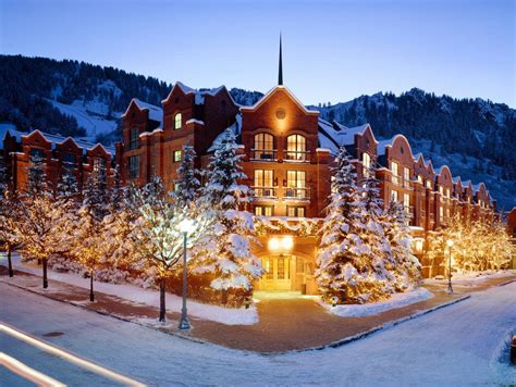 These 6 Christmas Themed Hotels Are Seriously Perfect To Spend The