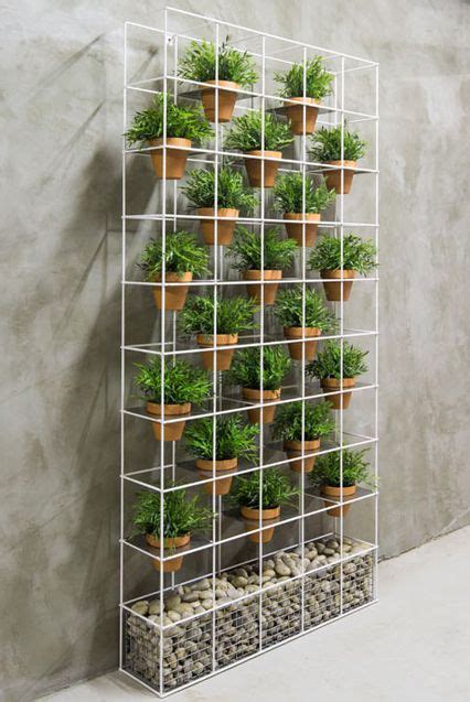 30 Modern And Elegant Vertical Wall Planter Pots Ideas House And Garden Diy