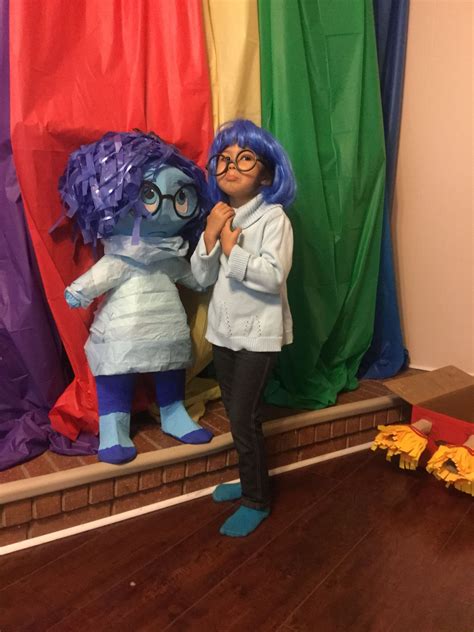 Inspiration, make up tutorials and all accessories you'll need to create your own diy inside out sadness costume. Inside out birthday party. Saddness did costume and piñata. | Party, Saddness, Birthday parties
