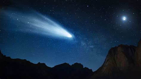 In A First Astronomers Spotted A Space Rock Turning Into A Comet