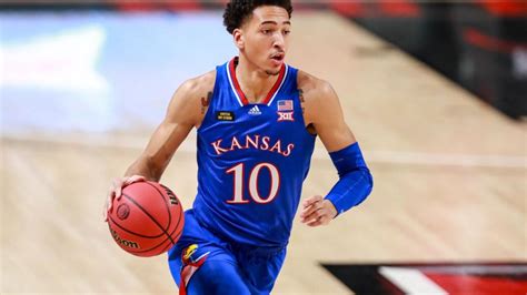 Jalen suggs has asserted himself as one of the top 8th graders in the midwest, if not the country. Kansas and Gonzaga's Jalen Suggs are the team and player of the week | NCAA.com