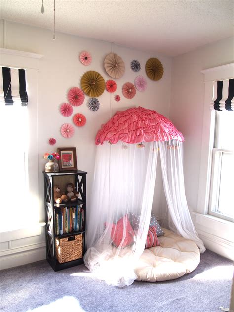 Diy Paper Pinwheel Wall Collage Tutorial Reality Daydream Girl Room