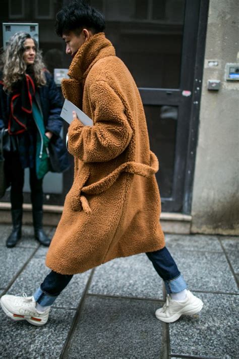 Street Style At Paris Fashion Week Mens Fall 2018 Mensfashion2018
