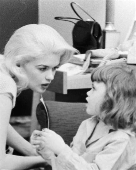 Jayne Mansfield Photographed With Her Daughter Jayne Marie In Their