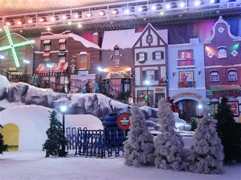 Styled like a winter european village, there's the setup of an english tea shop, ancient roman castles, telephone booth, a pizzeria and bakery to give the perfect. Snow World dan Genting Bowl Kini Dibuka di Resorts World ...