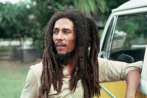 As 13 Melhores Músicas Bob Marley Para Eternizar O Rei Do Reggae Letras Mus Br