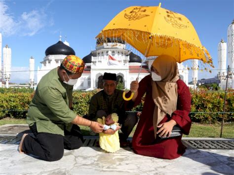 Foto Ritual Adat Turun Tanah Anak Aceh Indozoneid