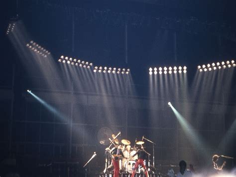 Freddie mercury (born farrokh bulsara; Queen @Groenoordhallen | Queen, Freddie mercury, Concert